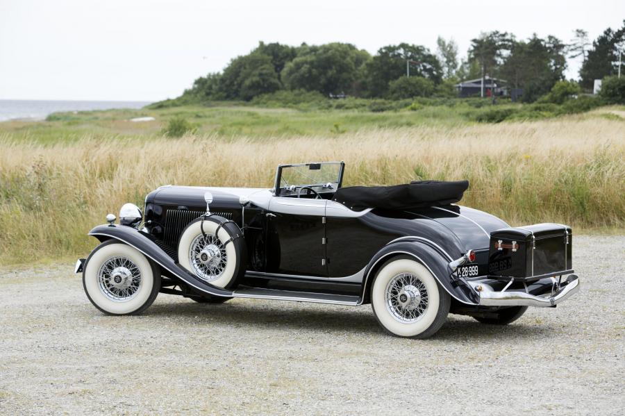 Auburn 12-165 Salon Dual Ratio Convertible 1933 года  (фото 7 из 9)